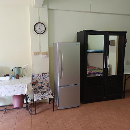 Hotel Sv. House à Jomtien Beach Extérieur photo