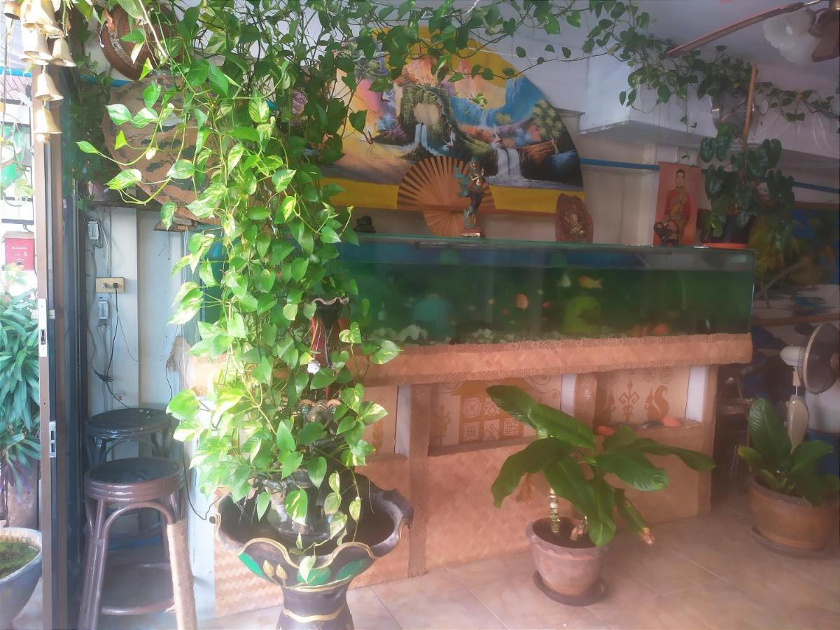 Hotel Sv. House à Jomtien Beach Extérieur photo